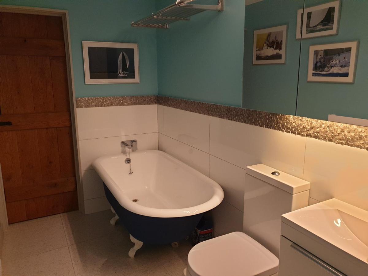 Delightful Cottage On The River Adur Close To Brighton & The Downs No Dogs Sorry Upper Beeding Esterno foto
