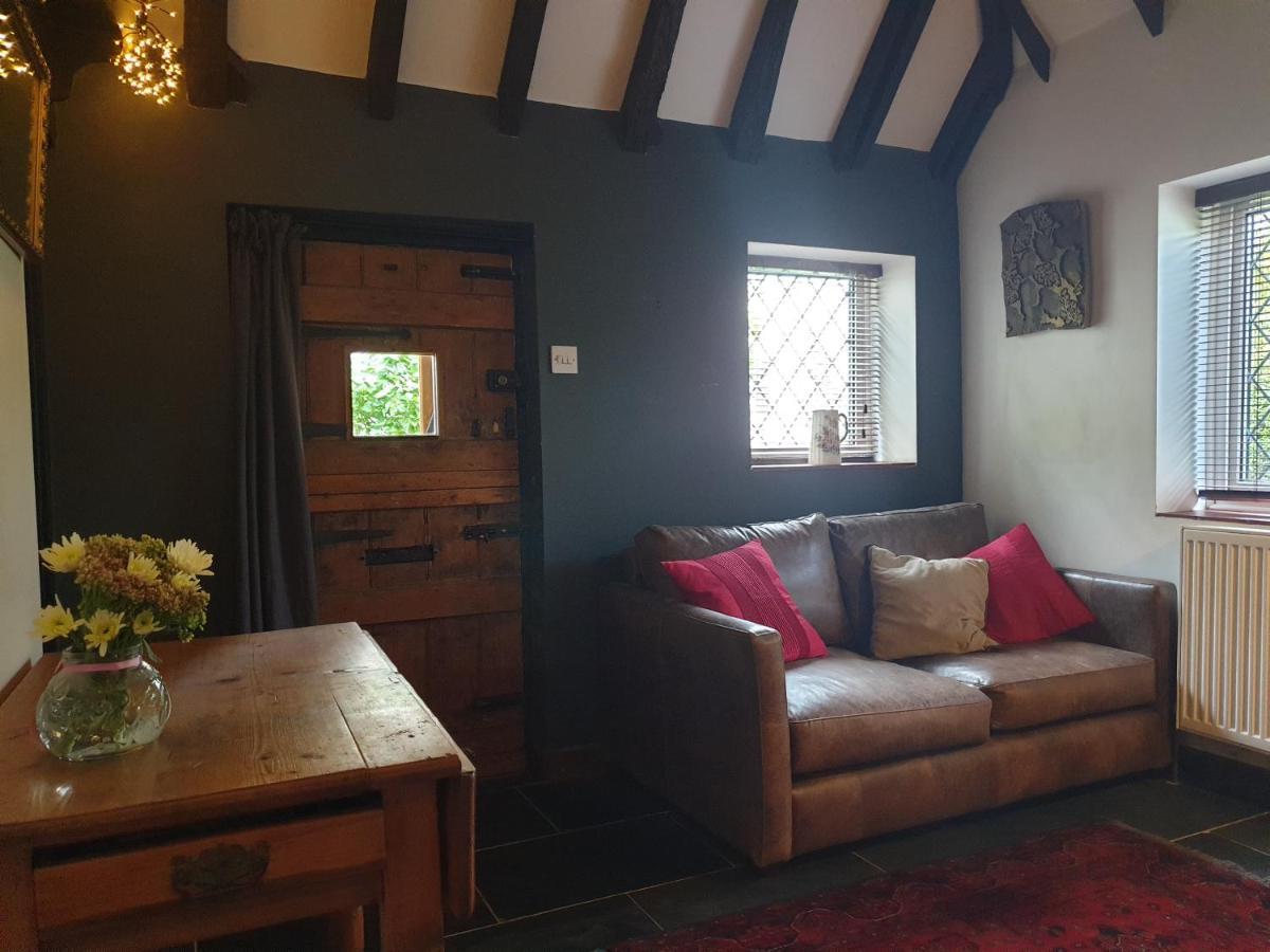 Delightful Cottage On The River Adur Close To Brighton & The Downs No Dogs Sorry Upper Beeding Esterno foto